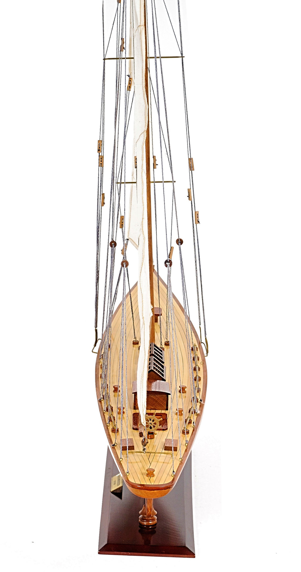 Shamrock Yacht L