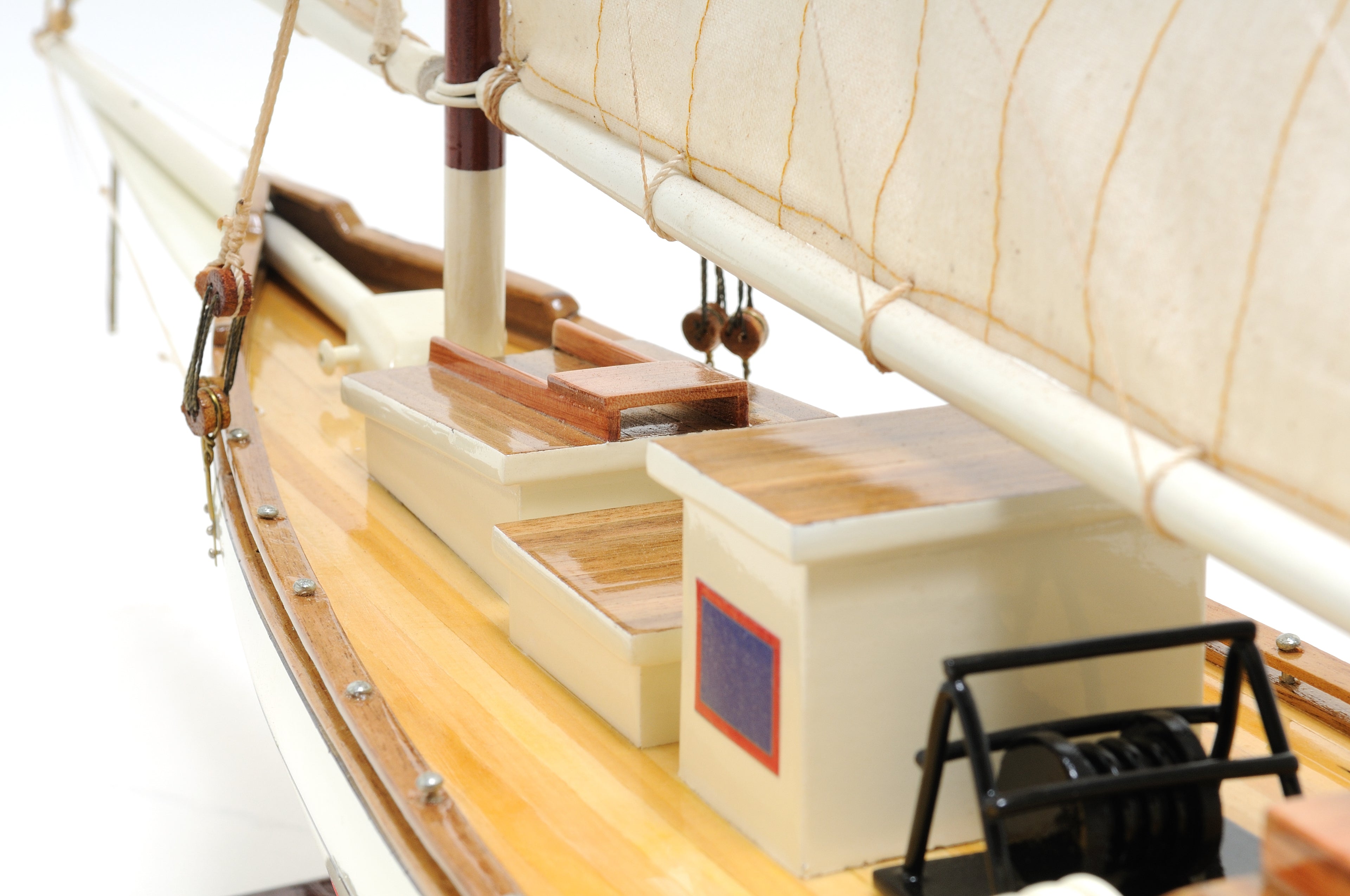 Skipjack Painted (L80)
