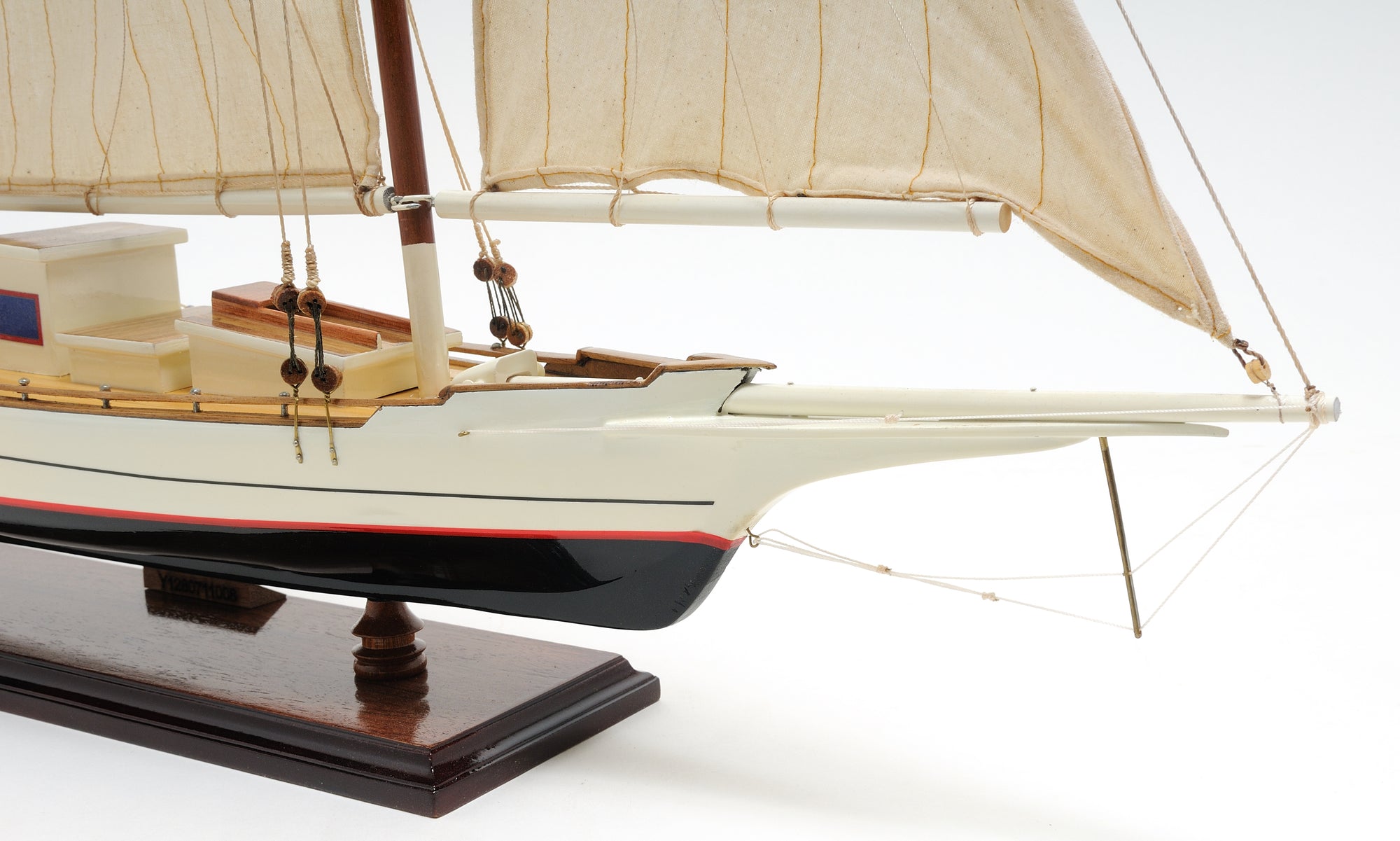 Skipjack Painted (L80)