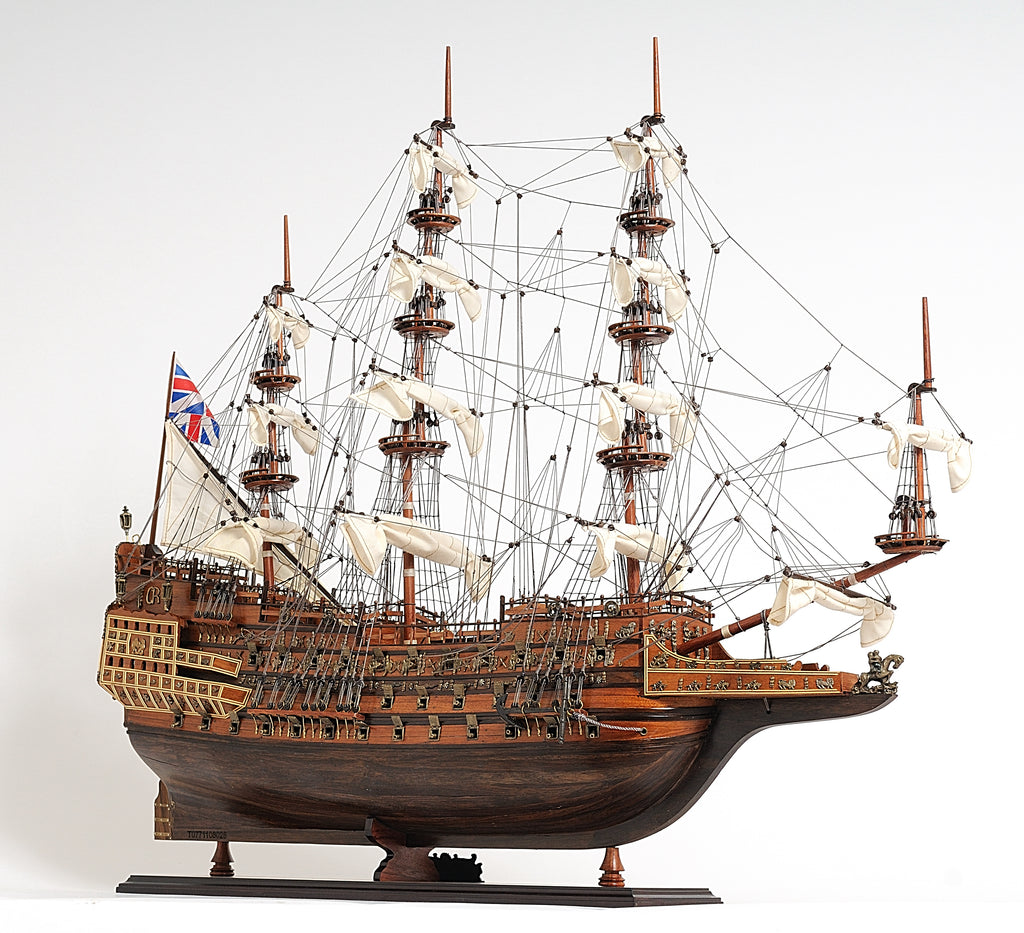 Sovereign of the Seas Mid Size EE