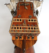 Load image into Gallery viewer, Sovereign of the Seas Mid Size EE