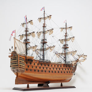 HMS Victory Large With Floor Display Case