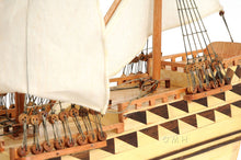 Load image into Gallery viewer, Mayflower Medium - Fully Assemble