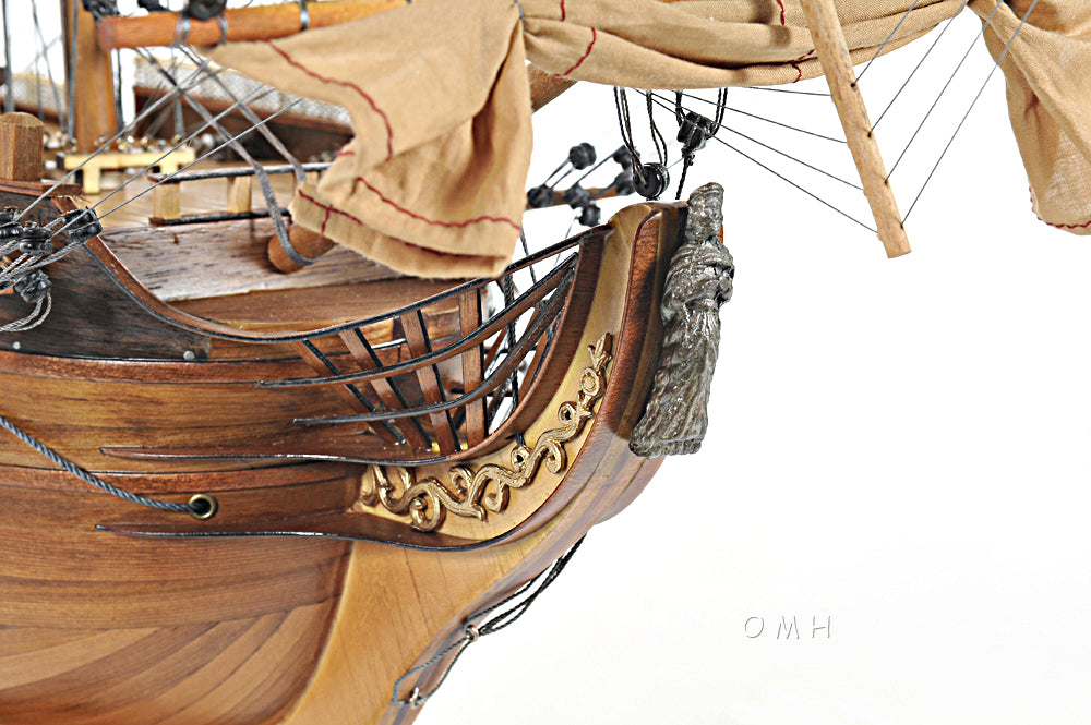 HMS Surprise Large With Floor Display Case