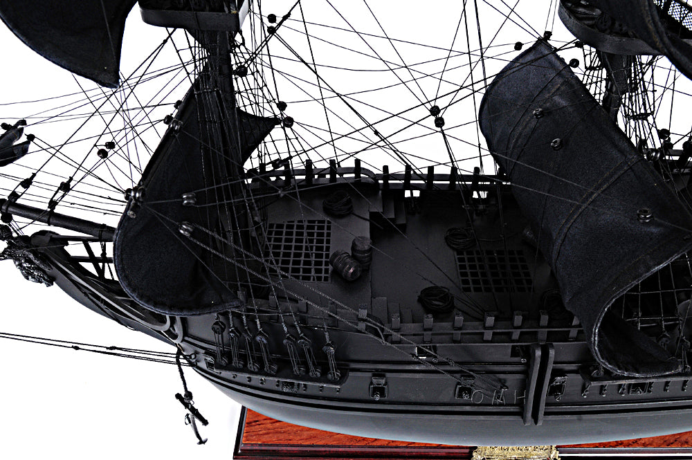 Black Pearl Pirate Ship Large With Floor Display Case