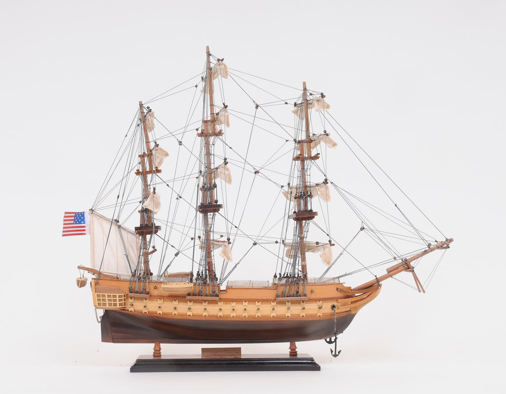 USS Constitution (Small version)