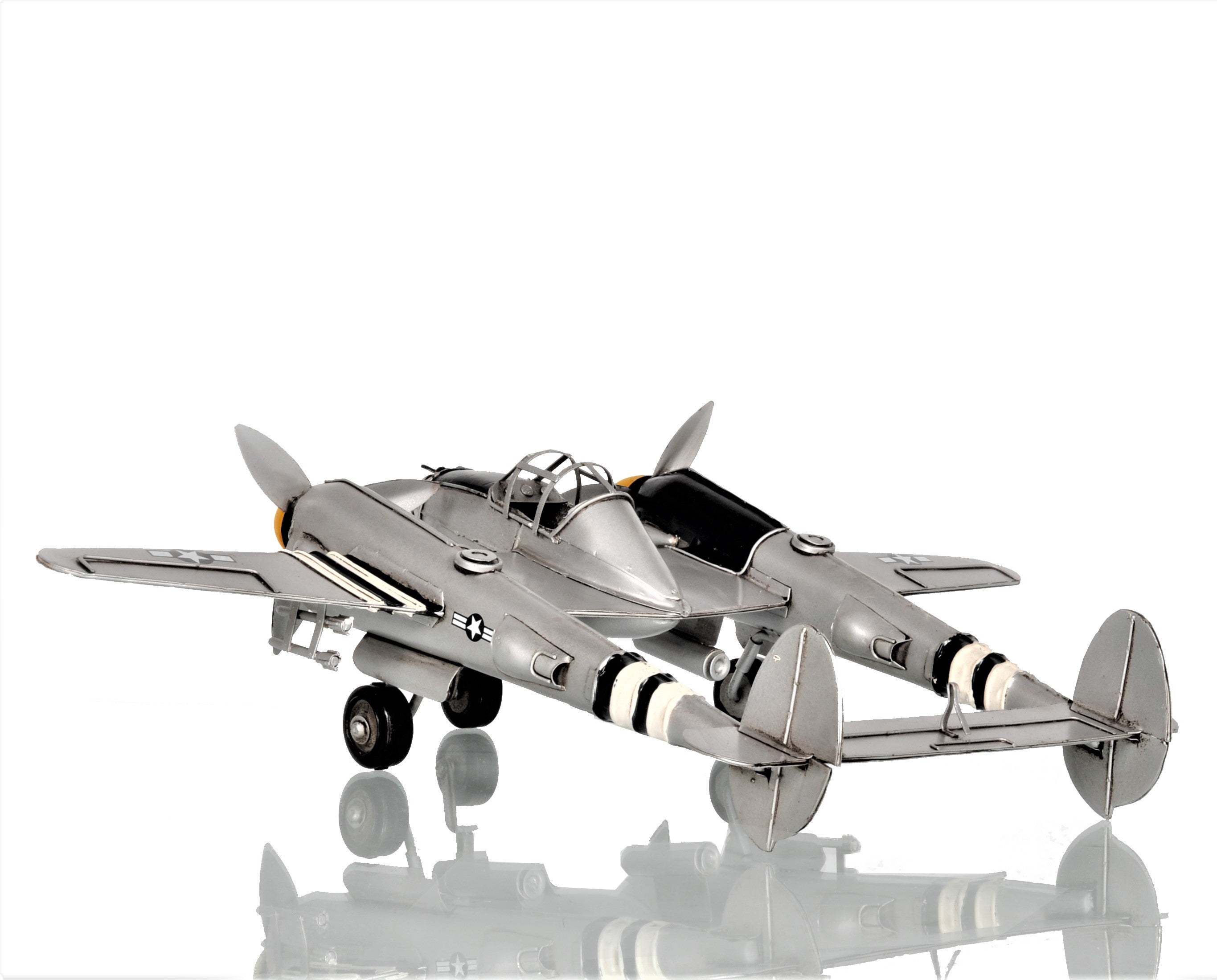 1941 Lockheed P-38 Lightning Fighter