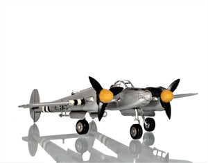 1941 Lockheed P-38 Lightning Fighter