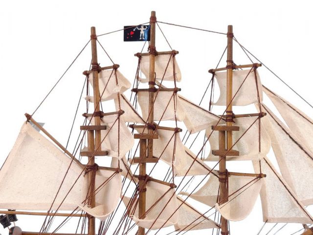Wooden Blackbeard's Queen Anne's Revenge White Sails Limited Model Pirate Ship 15""