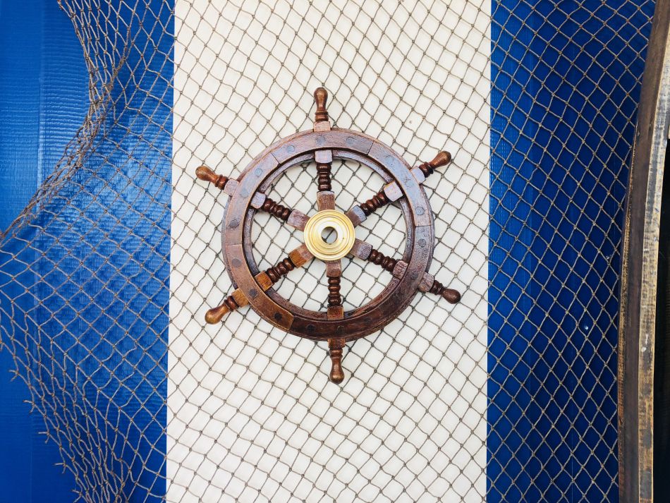 Deluxe Class Wood and Brass Decorative Ship Wheel 12""