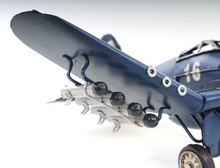Load image into Gallery viewer, 1944 F4U Corsair 1:31
