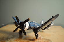 Load image into Gallery viewer, 1944 F4U Corsair 1:31