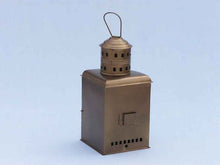 Load image into Gallery viewer, Antique Brass Port And Starboard Oil Lantern 17