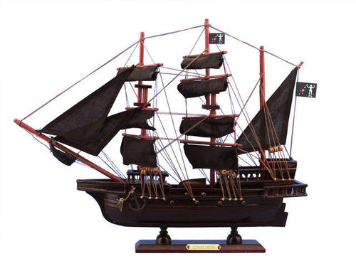 Wooden Blackbeard's Queen Anne's Revenge Model Pirate Ship 15