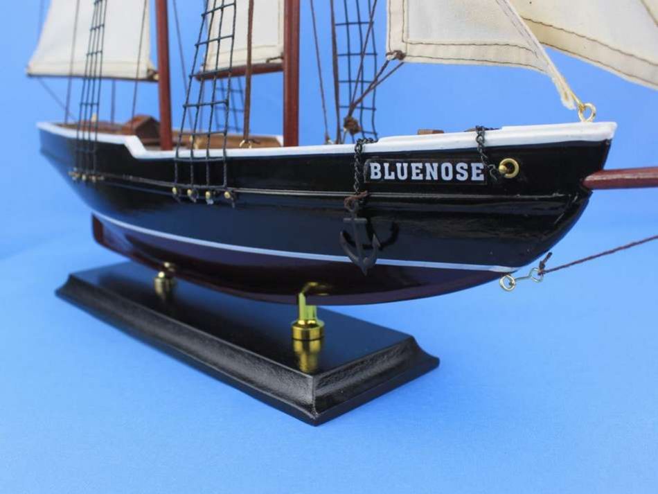 Wooden Bluenose Model Sailboat Decoration 24"