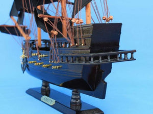 Wooden Thomas Tew's Amity Model Pirate Ship 20""