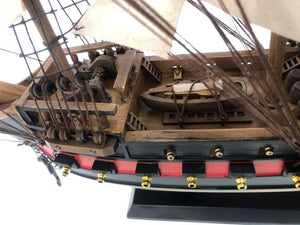 Wooden Blackbeard's Queen Anne's Revenge White Sails Limited Model Pirate Ship 26"