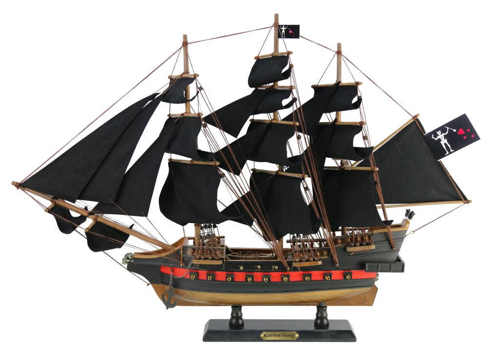 Wooden Blackbeard's Queen Anne's Revenge Black Sails Limited Model Pirate Ship 26
