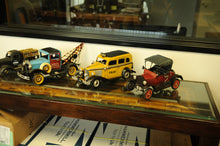 Load image into Gallery viewer, 1924 Rose F Car Model T